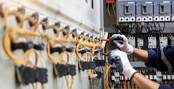 Professional Electrician technician working in Marshall, MI